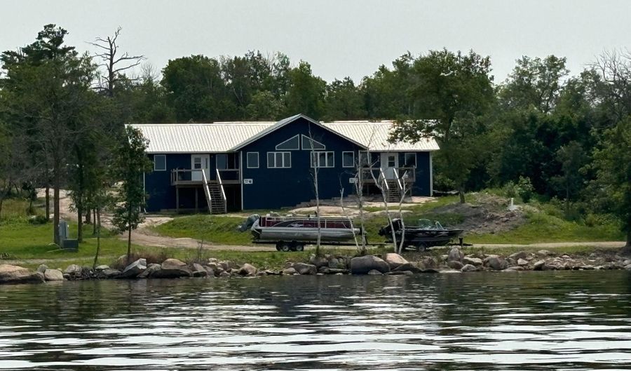 3178 Flag Is, Angle Inlet, MN 56741 - 6 Beds, 4 Bath