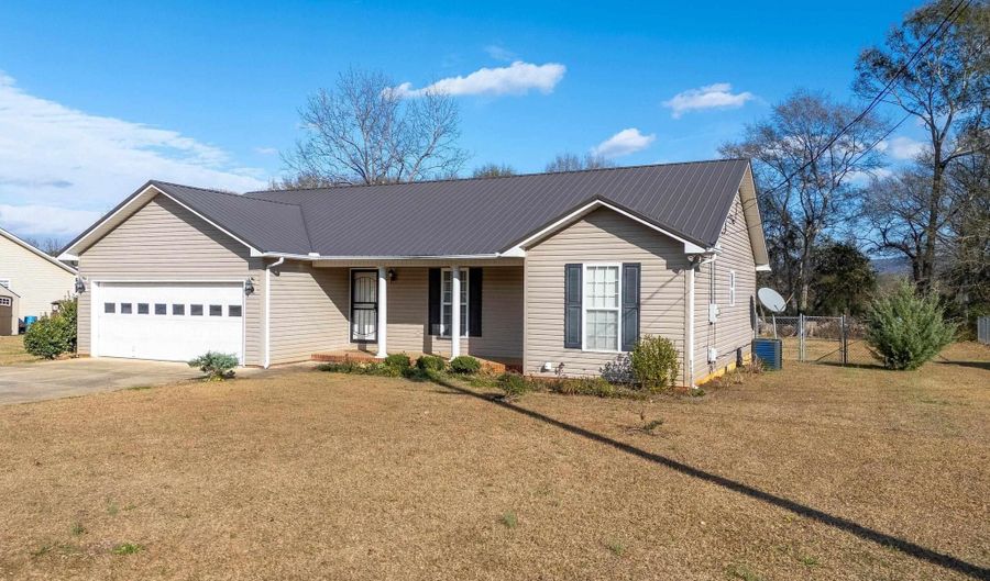7670 AL HIGHWAY 9, Anniston, AL 36207 - 3 Beds, 2 Bath