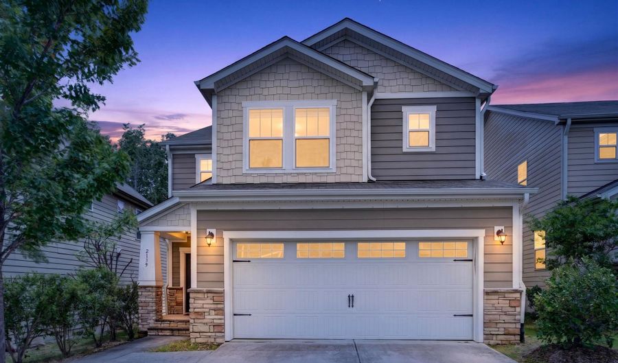 2139 Gregor Overlook Ln, Apex, NC 27502 - 4 Beds, 3 Bath