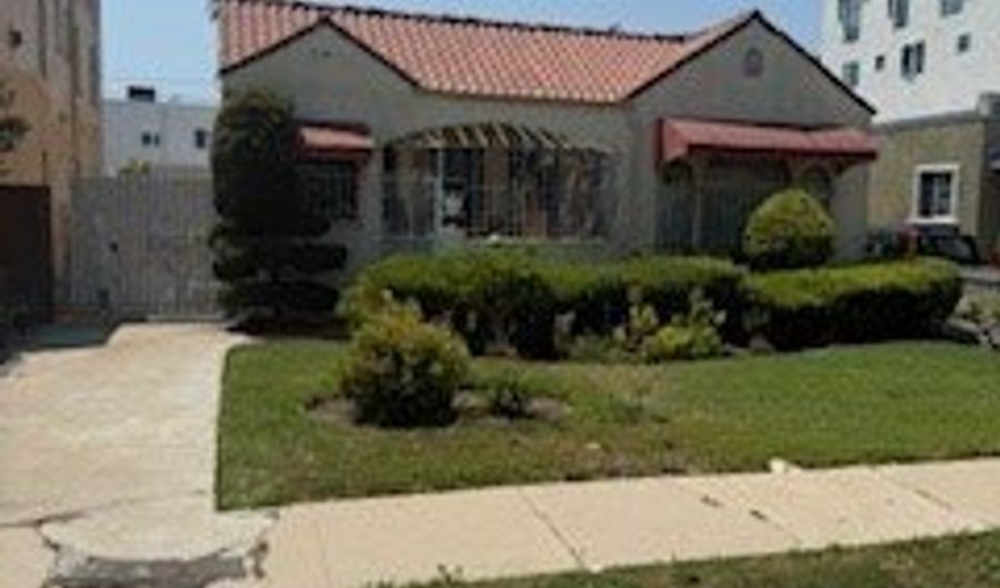 2541 S Curson Ave, Los Angeles, CA 90016 - 2 Beds, 1 Bath