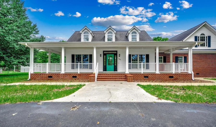 391 William Nobles Rd, Aynor, SC 29511 - 3 Beds, 3 Bath