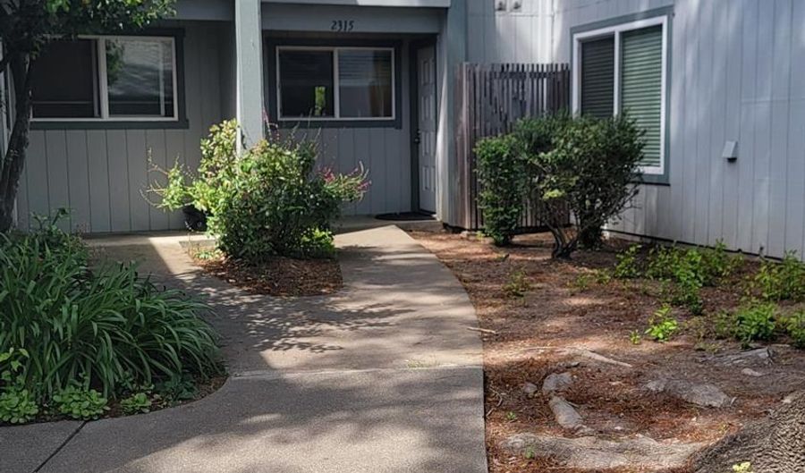 2315 Cross Ave, Santa Rosa, CA 95401 - 3 Beds, 3 Bath