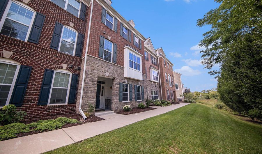 2856 Ridington Rd, Ann Arbor, MI 48105 - 4 Beds, 2 Bath