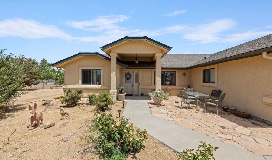 1187 Chuck Wagon Ln, Chino Valley, AZ 86323 - 3 Beds, 2 Bath