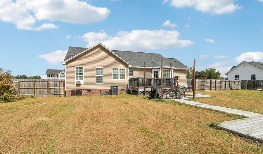 106 Colony Dr, Camden, SC 29020 - 3 Beds, 2 Bath