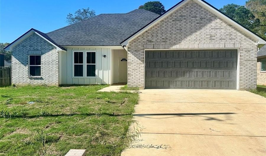 168 Katie Cir, Blanchard, LA 71107 - 4 Beds, 2 Bath