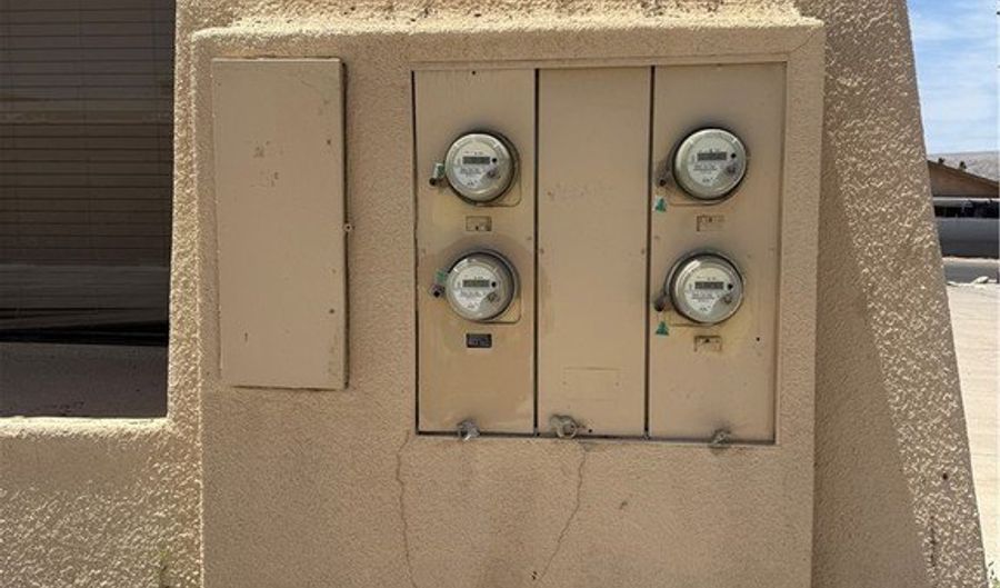 1967 Highway 95, Bullhead City, AZ 86442 - 0 Beds, 0 Bath