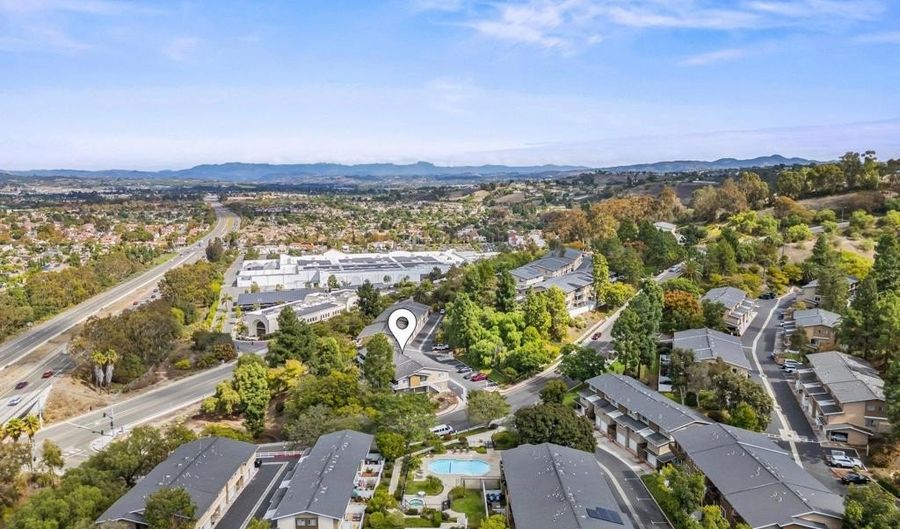 4232 Fiesta Way 3, Oceanside, CA 92057 - 2 Beds, 3 Bath