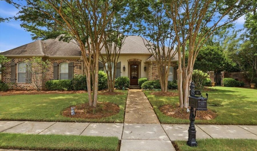 201 Grande Cv, Brandon, MS 39042 - 4 Beds, 3 Bath