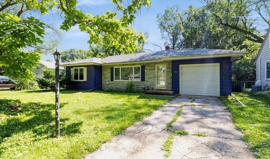 1714 Clark Ave, Ames, IA 50010 - 2 Beds, 1 Bath