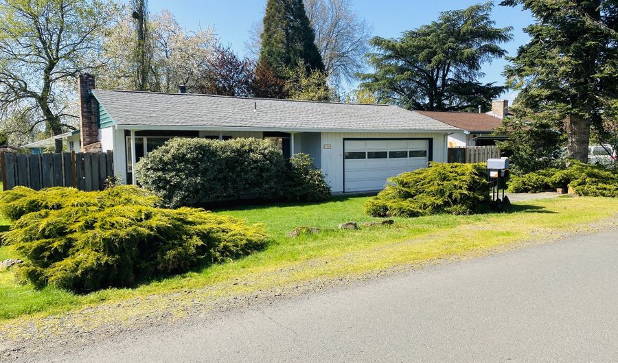 4405 SW 196TH Ave, Beaverton, OR 97078 - 3 Beds, 2 Bath