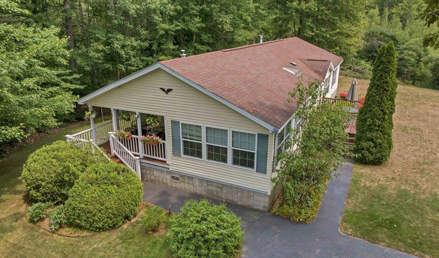 70 Osprey Rd, Alton, NH 03809 - 3 Beds, 3 Bath