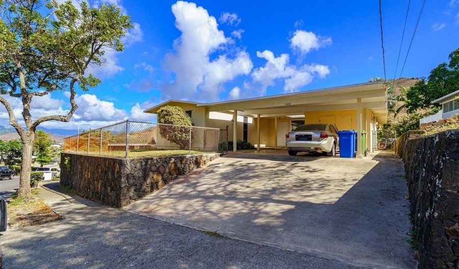 1324 Kuuna St, Kailua, HI 96734 - 3 Beds, 2 Bath