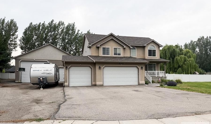 5107 E Lindee Ln, Ammon, ID 83401 - 5 Beds, 3 Bath