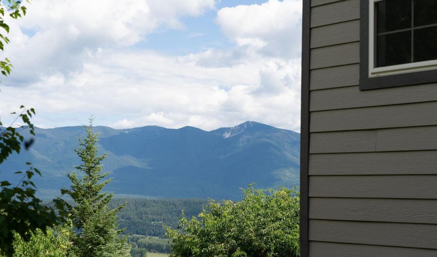 1588 Sunrise Rd, Bonners Ferry, ID 83805 - 5 Beds, 3 Bath