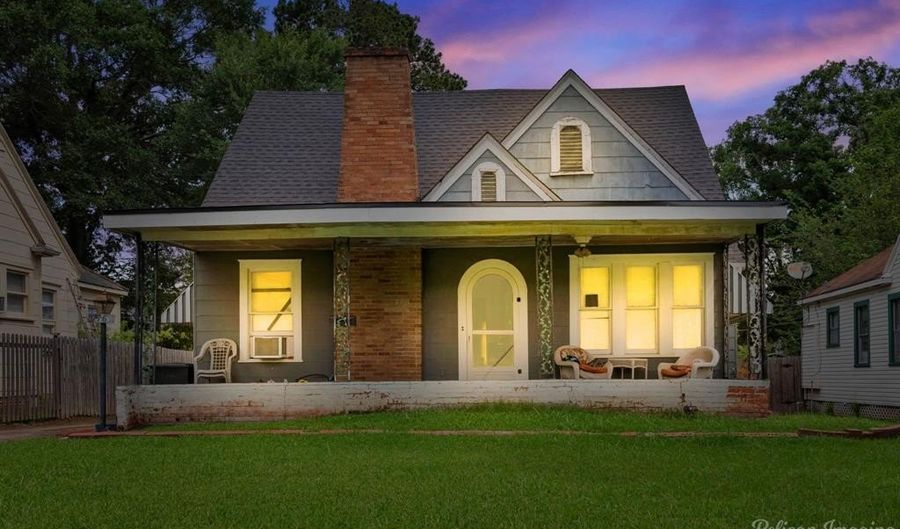 116 College St, Shreveport, LA 71104 - 2 Beds, 2 Bath