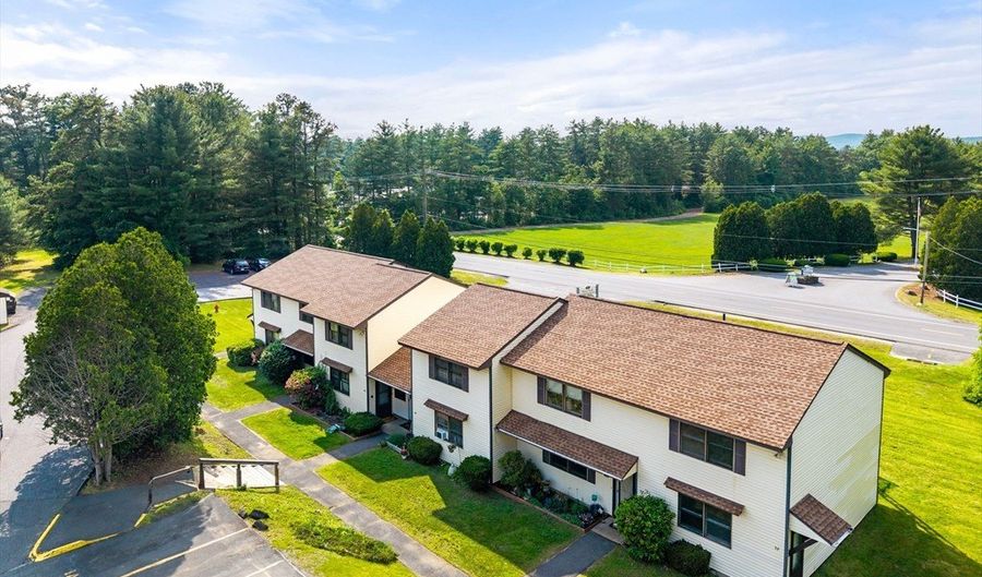 742 Daniel Shays Hwy 1F, Athol, MA 01331 - 2 Beds, 2 Bath