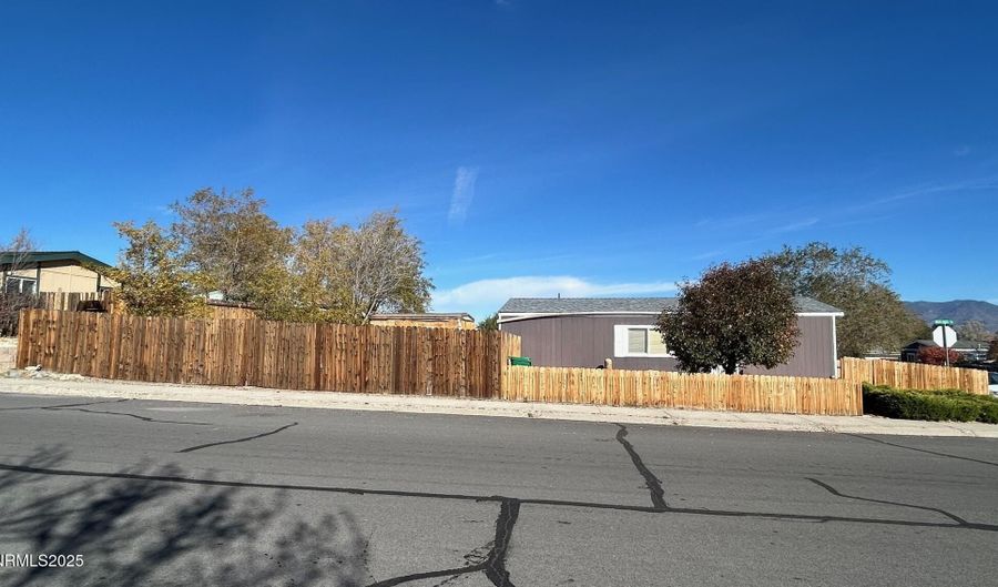 399 Traci Ln, Carson City, NV 89706 - 3 Beds, 2 Bath