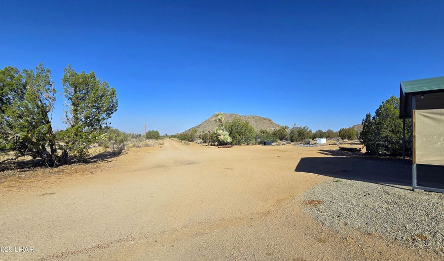 6962 E Black Kettle Dr, Yucca, AZ 86438 - 1 Beds, 1 Bath