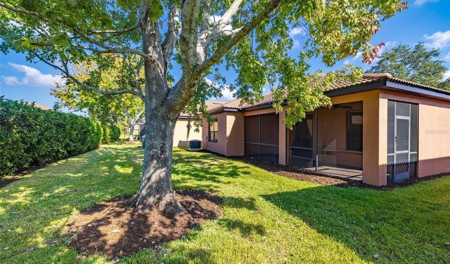 5808 HIDDEN FALLS Ln, Apollo Beach, FL 33572 - 3 Beds, 2 Bath
