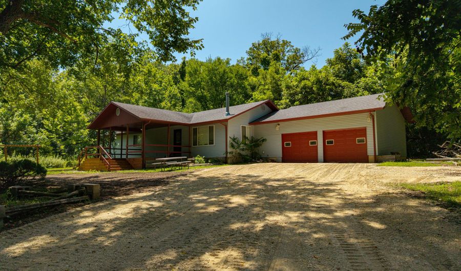 3747 County Road Aj-435, Ava, MO 65608 - 4 Beds, 3 Bath