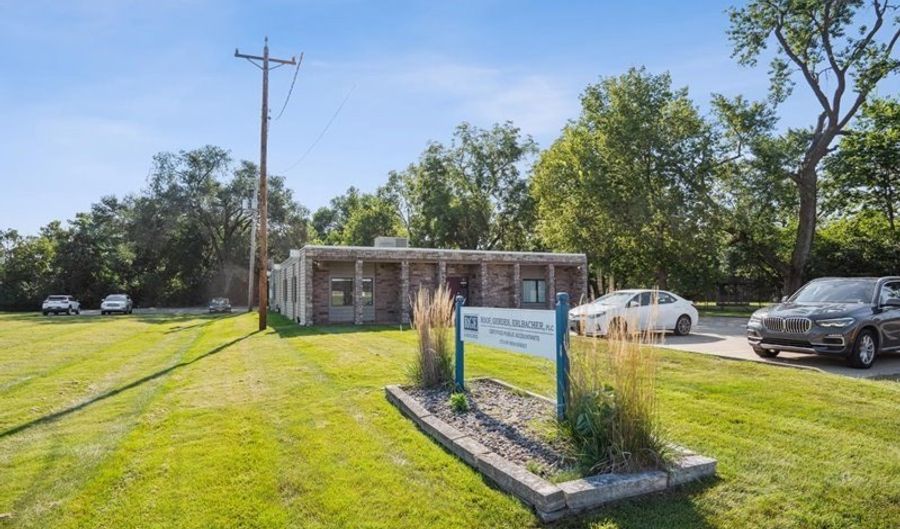 2721 SW 30th St, Des Moines, IA 50321 - 0 Beds, 0 Bath