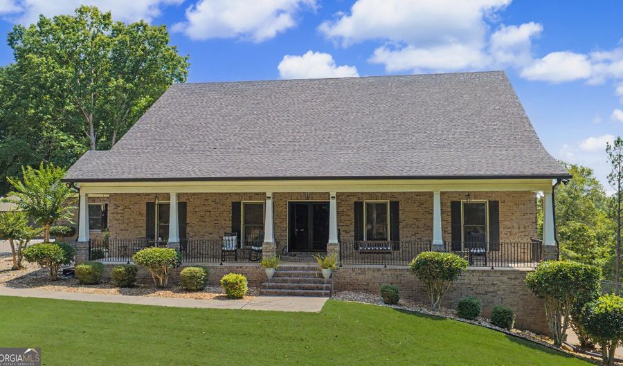 300 Brook Rd, Barnesville, GA 30204 - 5 Beds, 3 Bath