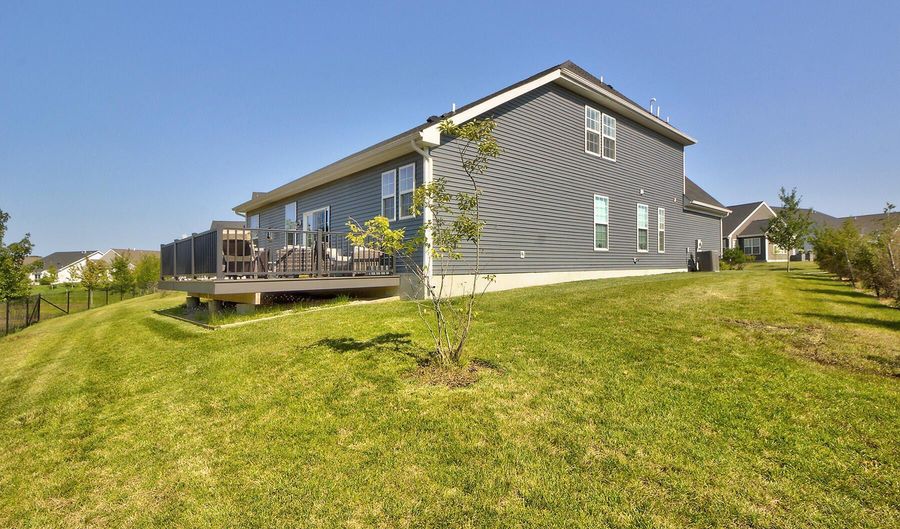 12 Samuel Dr, Barnegat, NJ 08005 - 3 Beds, 4 Bath