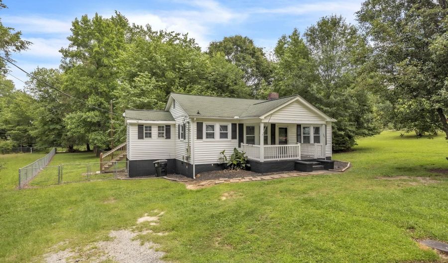104 Herd Ave, Belton, SC 29627 - 2 Beds, 1 Bath