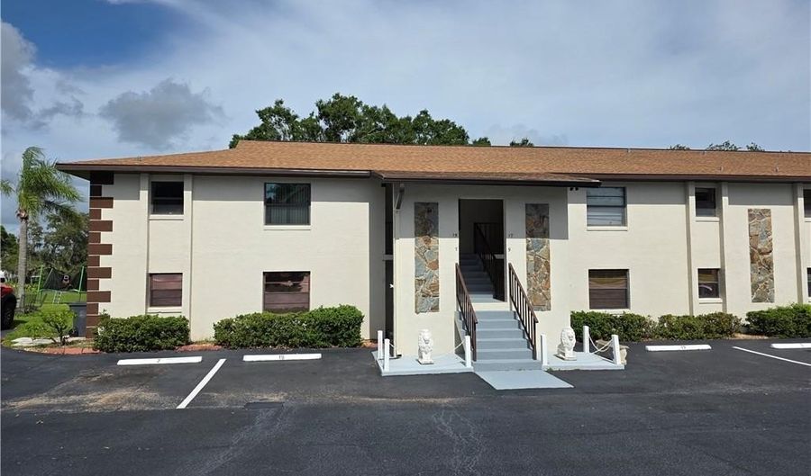 7 A Miracle Ave, Avon Park, FL 33825 - 2 Beds, 2 Bath