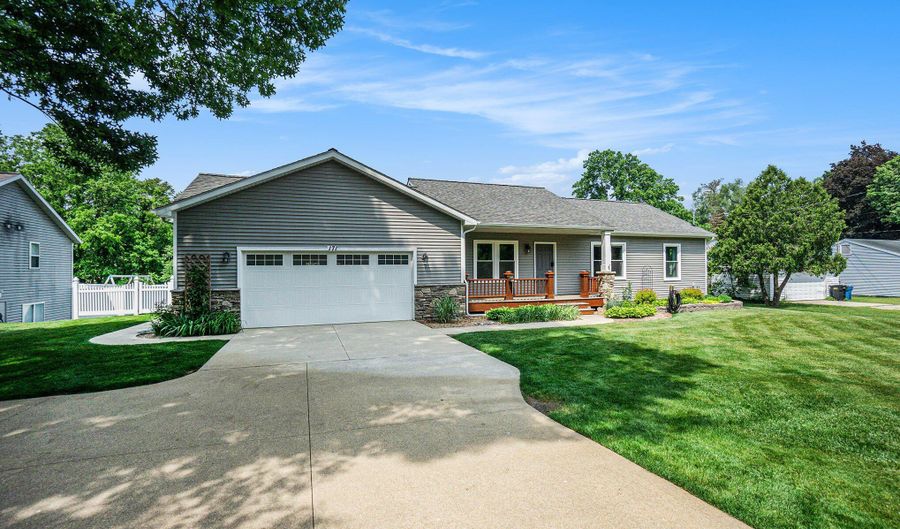 171 Arnold St, Allegan, MI 49010 - 4 Beds, 2 Bath