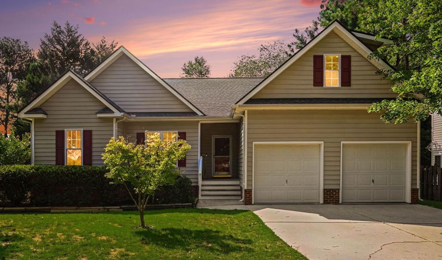 301 Averroe Dr, Apex, NC 27502 - 3 Beds, 2 Bath