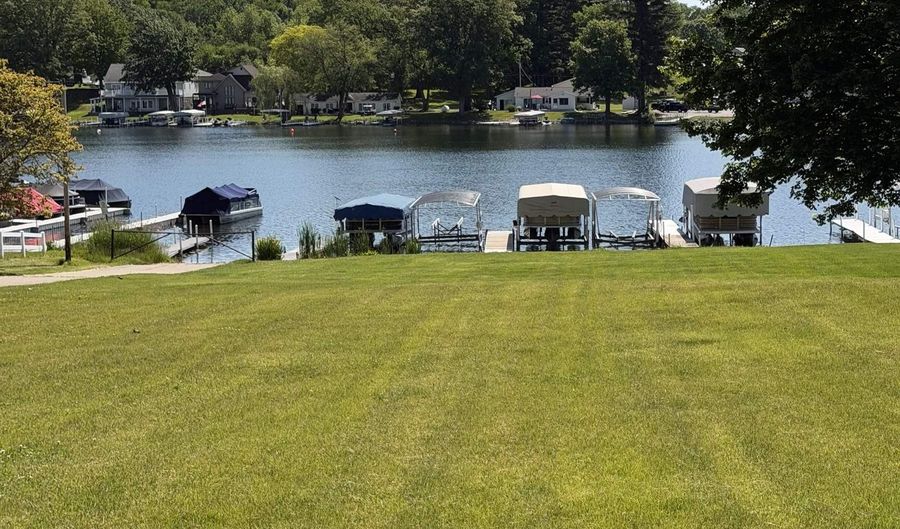 335 Lane 230 Jimmerson Lk, Angola, IN 46703 - 3 Beds, 3 Bath