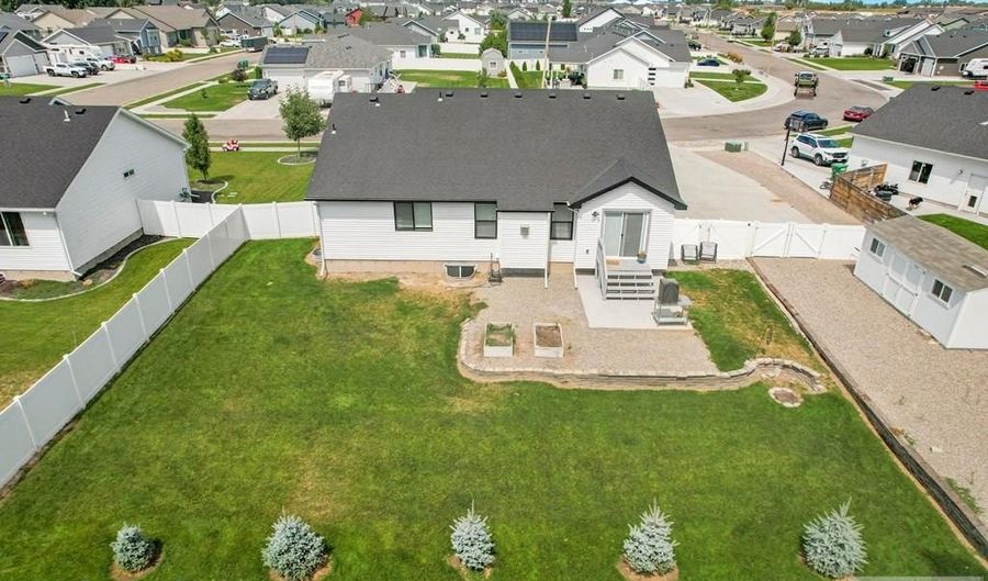 3654 E Beretta Ave, Idaho Falls, ID 83401 - 3 Beds, 2 Bath