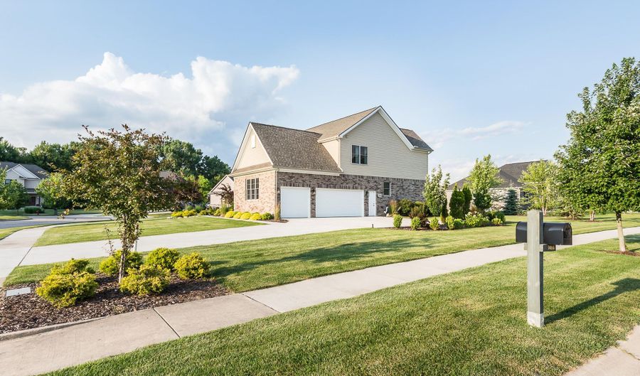 1466 St James Blvd, Ann Arbor, MI 48108 - 4 Beds, 3 Bath