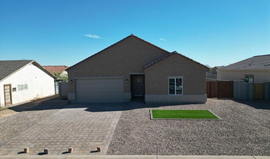 15081 S Redondo Rd, Arizona City, AZ 85123 - 3 Beds, 2 Bath