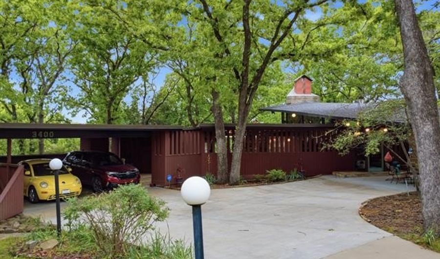 3400 Wildwood Ct, Bartlesville, OK 74006 - 4 Beds, 2 Bath