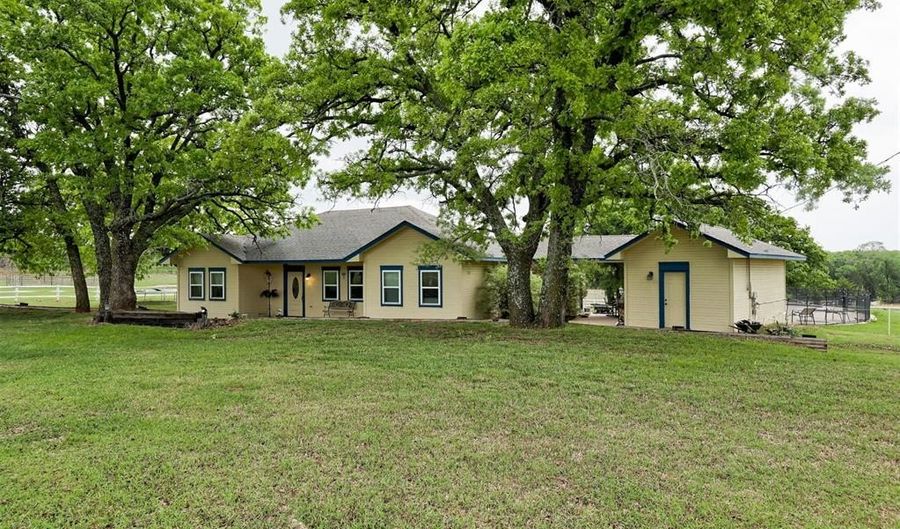2013 County Road 1420, Alex, OK 73002 - 3 Beds, 3 Bath