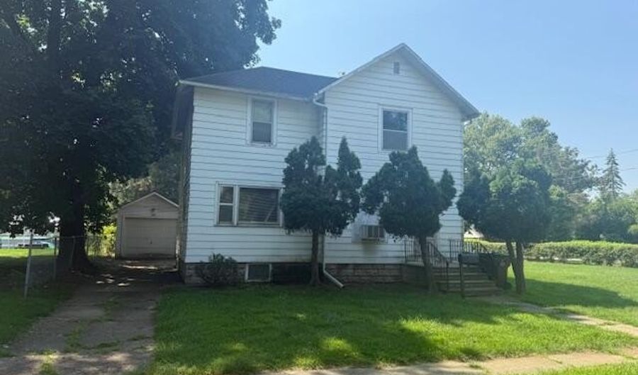 517 Mechanic St, Albion, MI 49224 - 3 Beds, 1 Bath