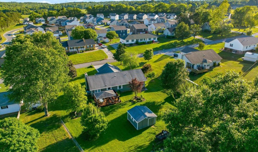 1404 Housley Dr, Athens, TN 37303 - 3 Beds, 2 Bath