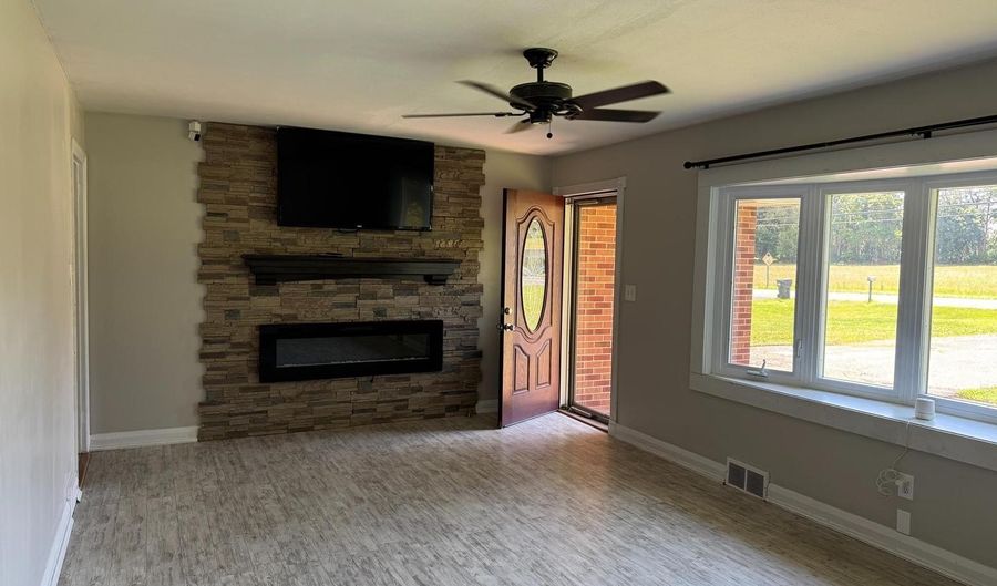 3404 CHURCHVILLE Rd, Aberdeen, MD 21001 - 4 Beds, 2 Bath