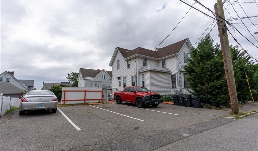 93 Warren Ave 4, East Providence, RI 02914 - 1 Beds, 1 Bath