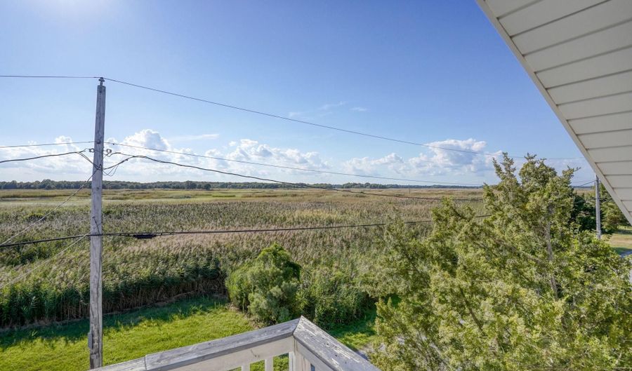 121 S SANDPIPER Dr, Dover, DE 19901 - 2 Beds, 2 Bath