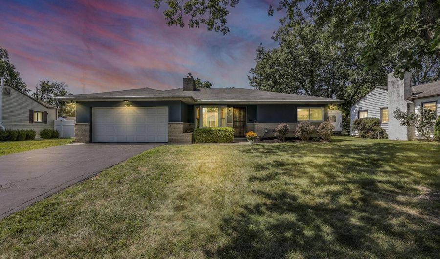 1205 Kenwick Rd, Columbus, OH 43209 - 3 Beds, 2 Bath