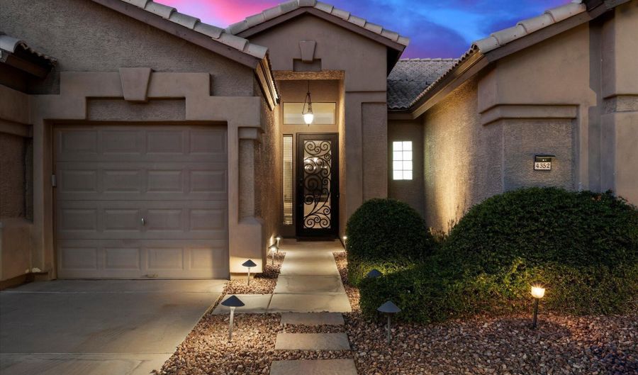 4352 W WALTON Way, Chandler, AZ 85226 - 4 Beds, 2 Bath