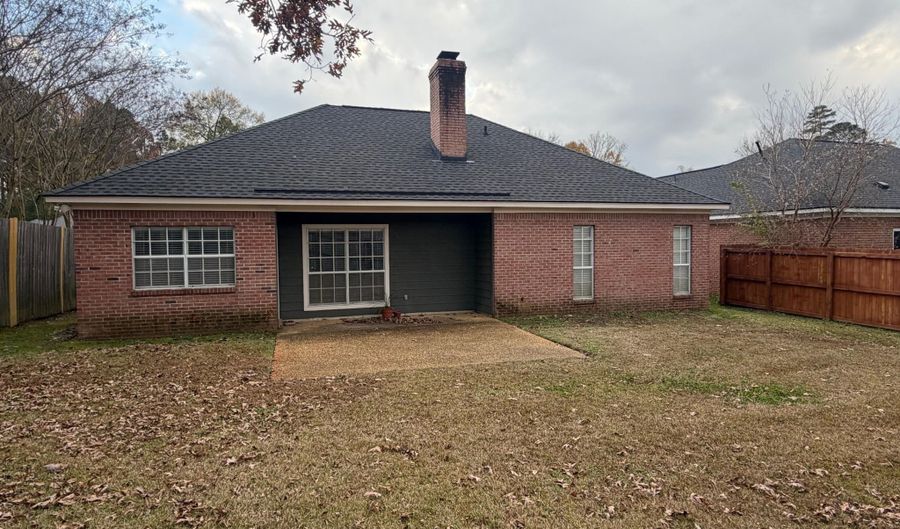 123 Chestnut Dr, Brandon, MS 39047 - 3 Beds, 2 Bath