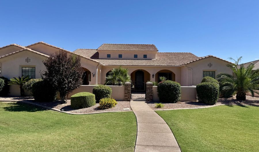 2159 E CEDAR Pl, Chandler, AZ 85249 - 5 Beds, 4 Bath