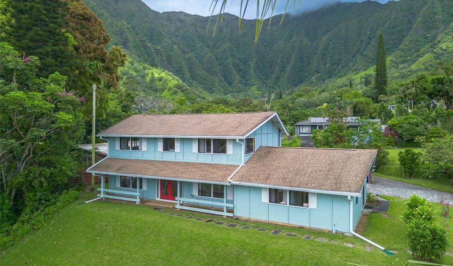 47-544 Melekula Rd A, Kaneohe, HI 96744 - 5 Beds, 4 Bath