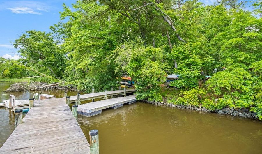3228 BLACKWALNUT Dr, Annapolis, MD 21403 - 4 Beds, 3 Bath