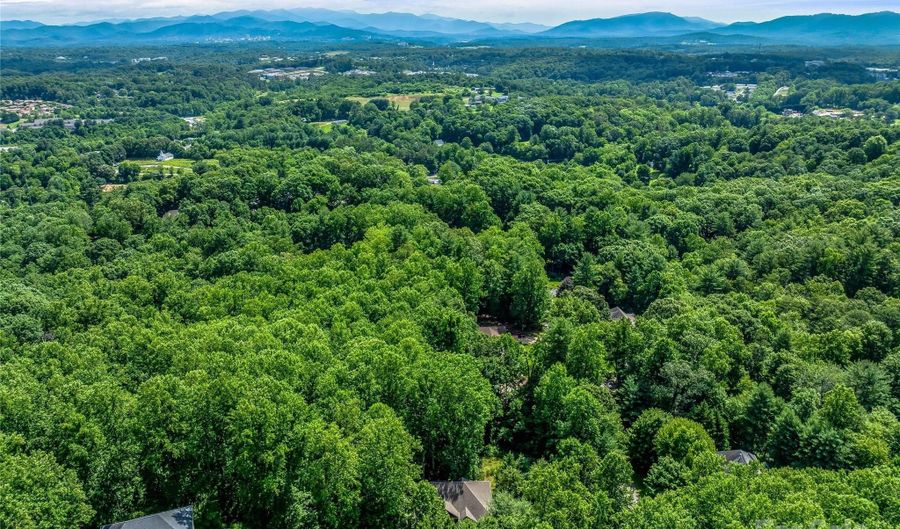 37 Gaston Mountain Rd, Asheville, NC 28806 - 4 Beds, 3 Bath